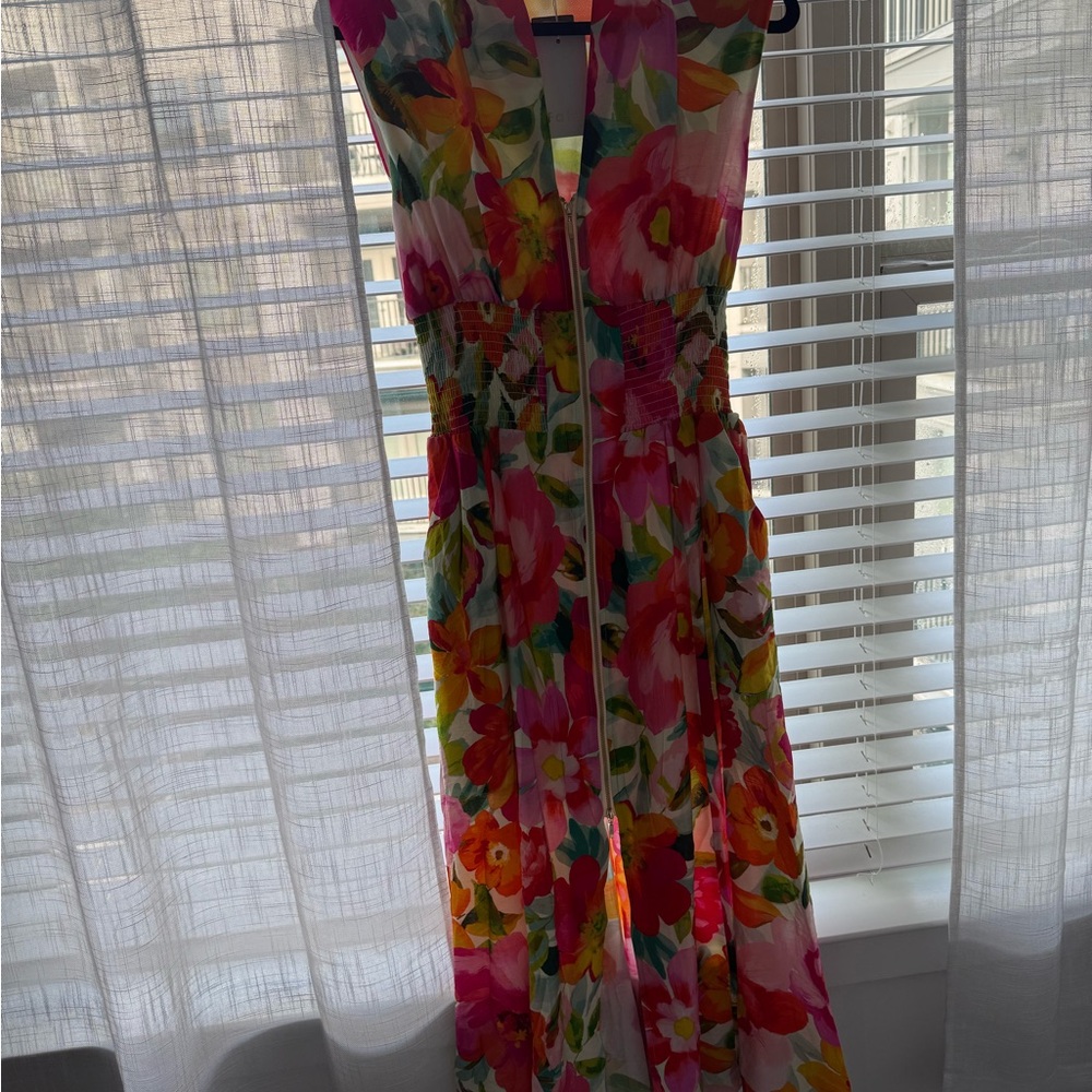 Vestique Fate Vibrant Floral Dress
